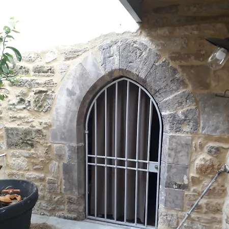 La Maison De Famille D'uzes Apartmán
