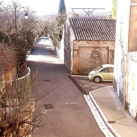La Maison De Famille D'uzes Apartmán *