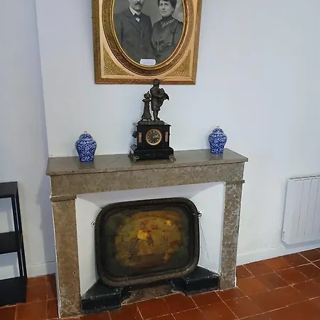 La Maison De Famille D'uzes *